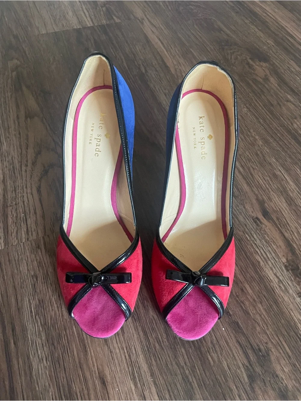 Kate Spade New York Suede Colorblock peep Toe Bow 8.5